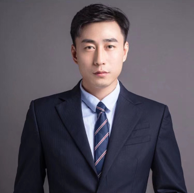 简志智 视觉与舞美负责人